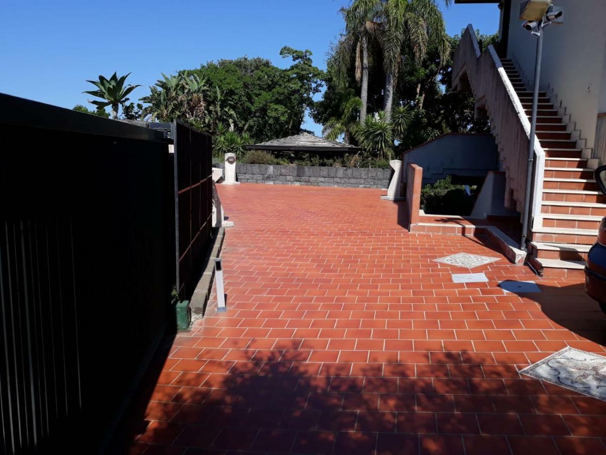 Clementine'S House Villa Acireale Ngoại thất bức ảnh
